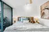8/13 Montgomery Avenue, Main Beach, Qld 4217-Image