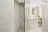 8/13 Montgomery Avenue, Main Beach, Qld 4217-Image