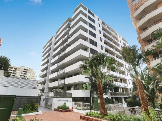 8/14 Pound Road, Hornsby, NSW 2077