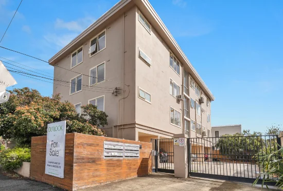 8/15 De Carle Street, Brunswick, Vic 3056 - For Rent