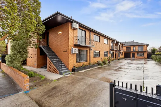 8/17 Cassels Road, Brunswick, Vic 3056