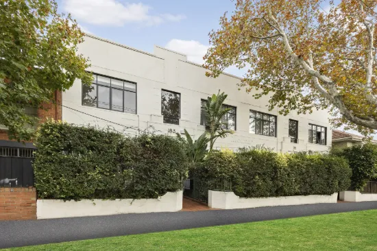 8/181-183 Brighton Road, Elwood, Vic 3184