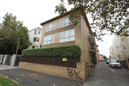 8/191 Brighton Road, Elwood, Vic 3184