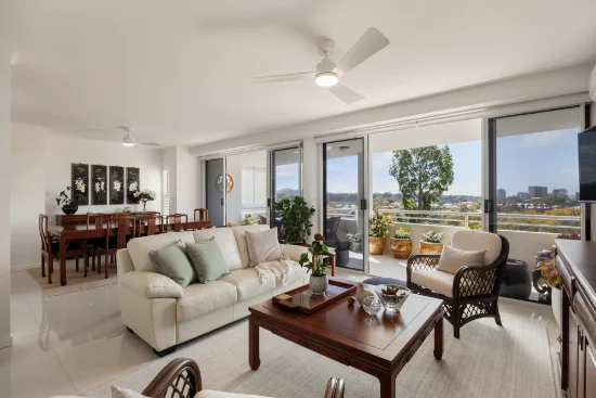 8/200 Swann Road, Taringa, Qld 4068-Image