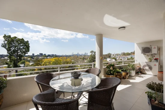 8/200 Swann Road, Taringa, Qld 4068-Image