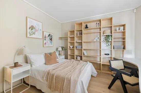 8/23 Queens Road, Melbourne, Vic 3004-Image