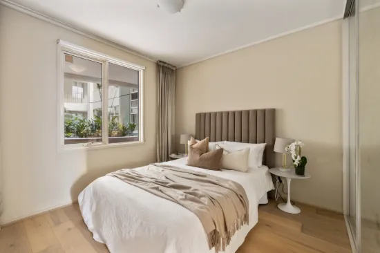 8/23 Queens Road, Melbourne, Vic 3004-Image