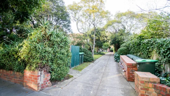 8/24 Lisson Grove, Hawthorn, Vic 3122