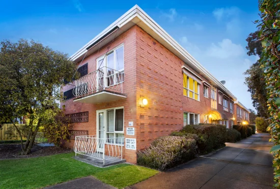 8/5 Gnarwyn Road, Carnegie VIC 3163-Image