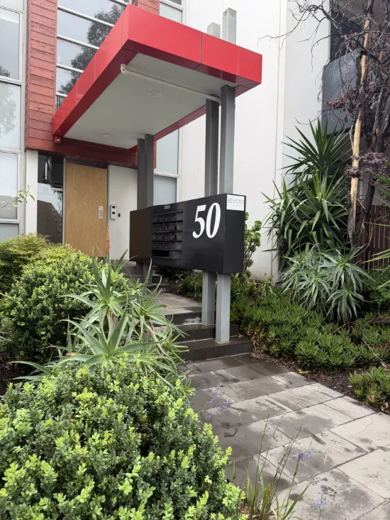 8/50 Eucalyptus Drive, Maidstone, Vic 3012
