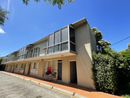 8/7 Truganini Road, Carnegie, Vic 3163