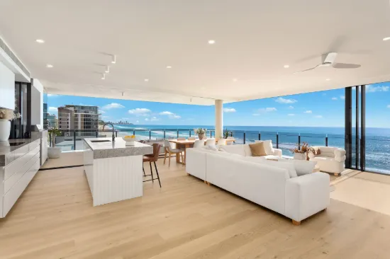 8/77 Jefferson Lane, Palm Beach, Qld 4221