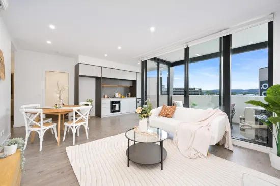 802/81A Lord Sheffield Circuit, Penrith, NSW 2750