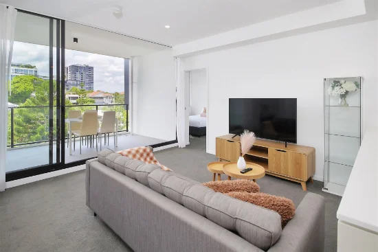 807/50 Sylvan Road, Toowong, Qld 4066