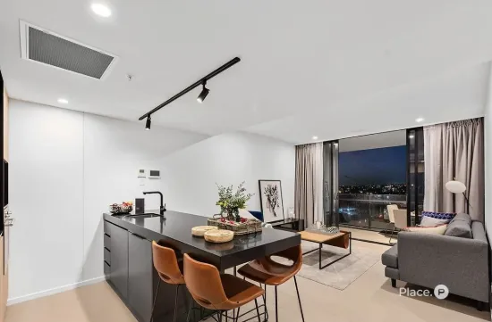 809/19 Deshon Street, Woolloongabba, Qld 4102