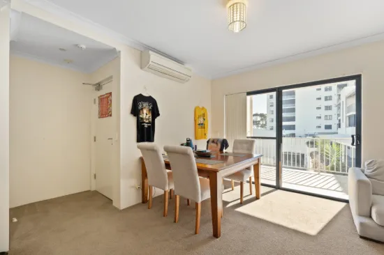 81/24 Kent St, Rockingham, WA 6168-Image
