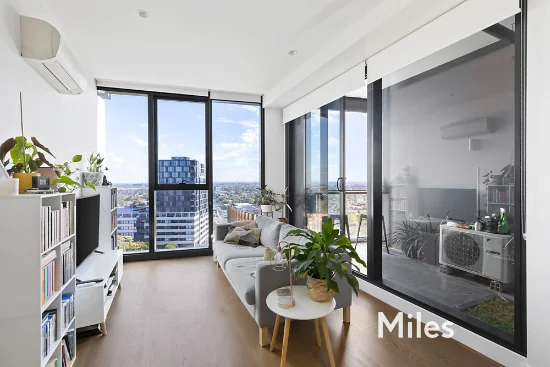 810/443 Upper Heidelberg Road, Ivanhoe, Vic 3079