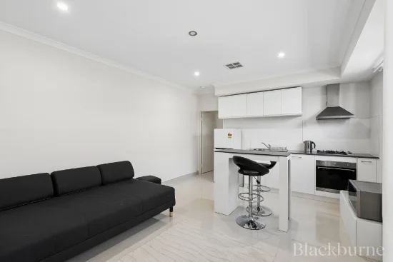 8A Bluegrass Street, Treeby, WA 6164