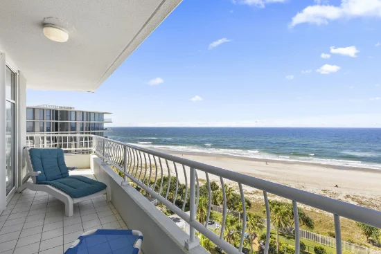 8D/2 Nineteenth Avenue, Palm Beach, Qld 4221