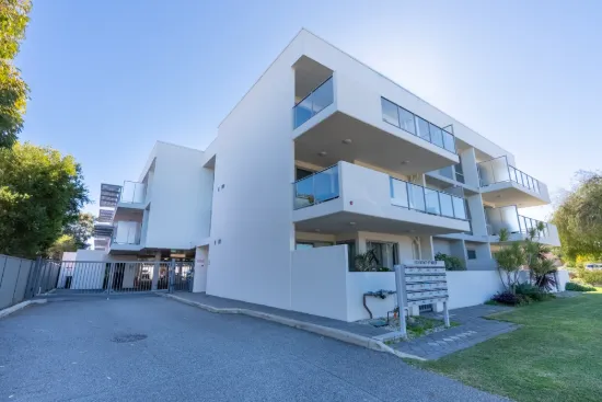 9/102 Kent Street, Rockingham, WA 6168