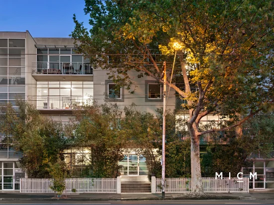 9/1068 Lygon Street, Carlton North, Vic 3054