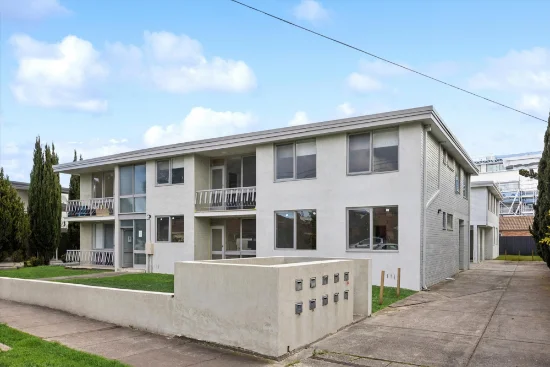 9/13-15 Toolambool Road, Carnegie, Vic 3163