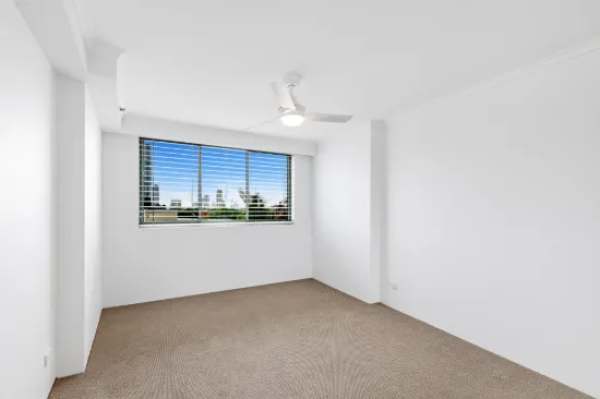 9/29 Woodroffe Avenue, Main Beach, Qld 4217-Image