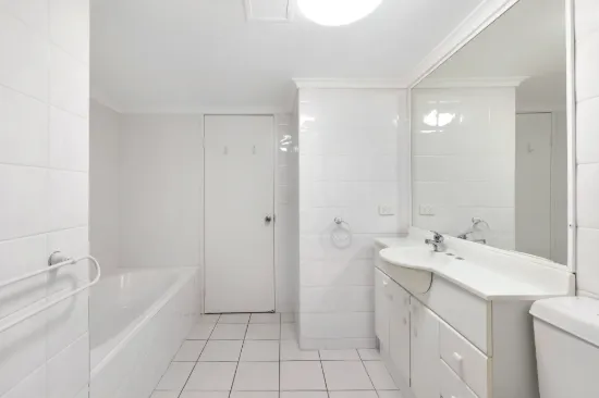 9/29 Woodroffe Avenue, Main Beach, Qld 4217-Image