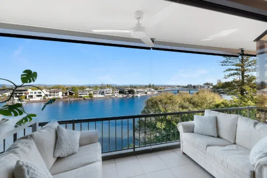 9/2964 Gold Coast Highway, Surfers Paradise, Qld 4217