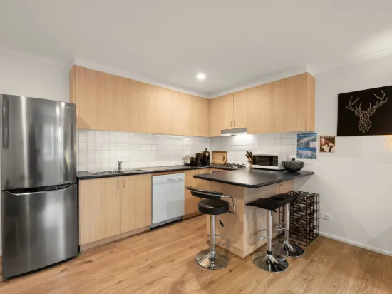 9/8 Chamois Close, Mount Buller, Vic 3723-Image