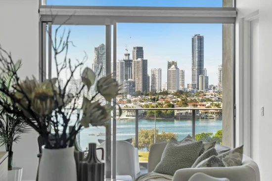 901/30 Brighton Parade, Southport, Qld 4215