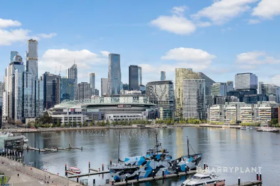902/8 Pearl River Road, Docklands, Vic 3008