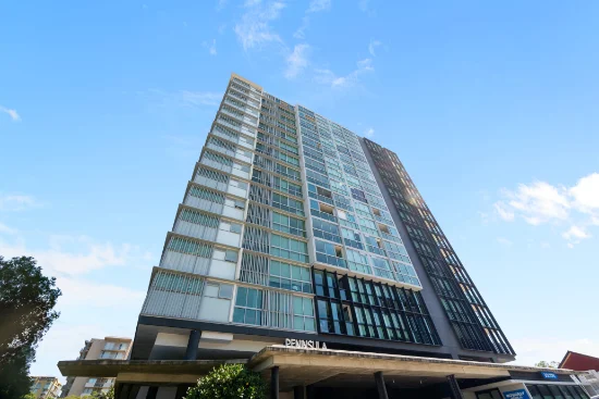 906/18 Thorn Street, Kangaroo Point, Qld 4169