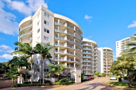 910/91-101A Bridge Road, Westmead, NSW 2145