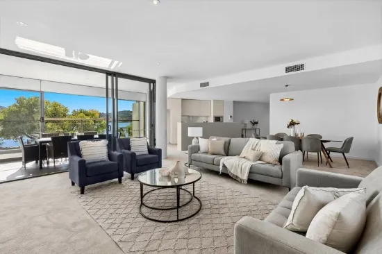 97/13 Eastlake Parade, Kingston, ACT 2604