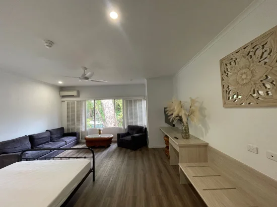 B304/316, Port Douglas QLD 4877-Image