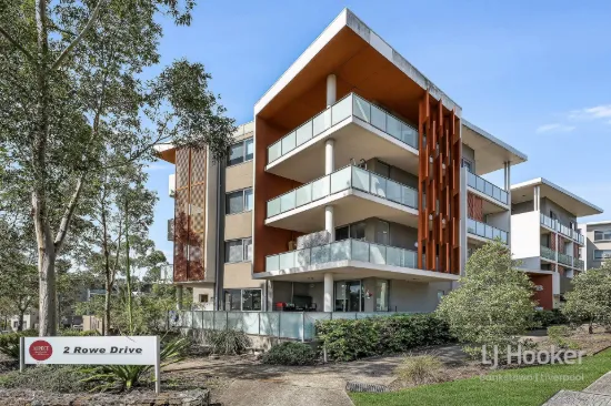 B403/2 Rowe Drive, Potts Hill, NSW 2143
