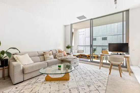 B513/810-822 Elizabeth Street, Waterloo, NSW 2017