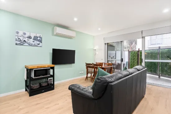 G08/1213 Centre Road, Oakleigh South, Vic 3167