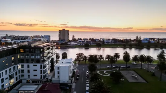 G10/22 Adelphi Terrace, Glenelg North, SA 5045