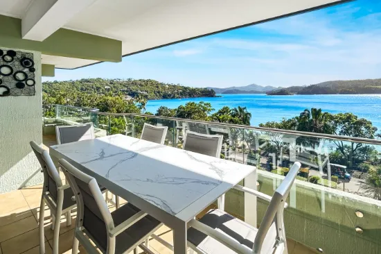 Lagoon 201/18 Resort Drive, Hamilton Island, Qld 4803