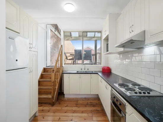 Level 1/166 Moorabool Street, Geelong, Vic 3220