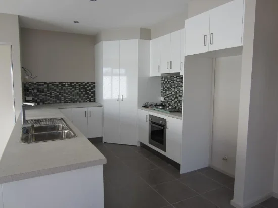 Level 1/2 Percy Street, Newtown, Vic 3220 - For Rent