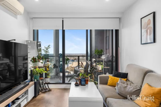 Level 9, Apt 11/443 Upper Heidelberg Road, Ivanhoe, Vic 3079