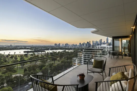 Penthouse, 8 Louise Street, Melbourne, Vic 3004