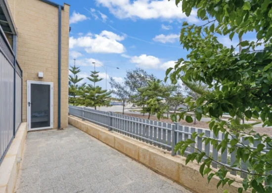 Unit 1/50 Commander Dr, Alkimos, WA 6038-Image
