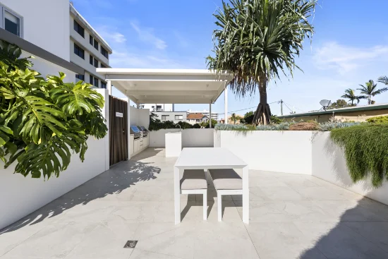 Unit 1/536 Marine Parade, Biggera Waters, Qld 4216-Image