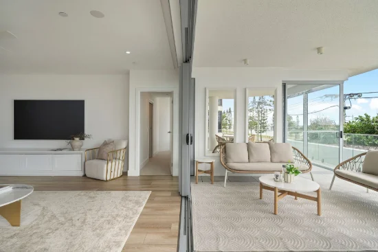 Unit 1/536 Marine Parade, Biggera Waters, Qld 4216-Image