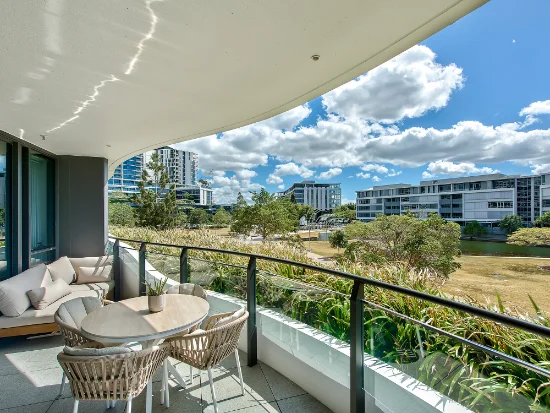 Unit 1023/53 Skyring Terrace, Newstead, Qld 4006-Image