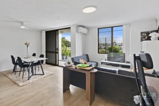 Unit 12/3355 Gold Coast Highway, Surfers Paradise, Qld 4217